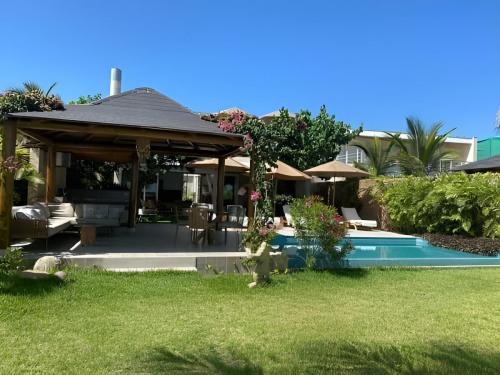 928scaled_image_picker5597718267795672888-photo-processed