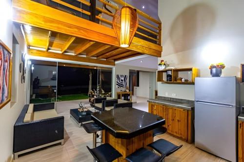 scaled_image_picker1175604149521618206-photo-processed